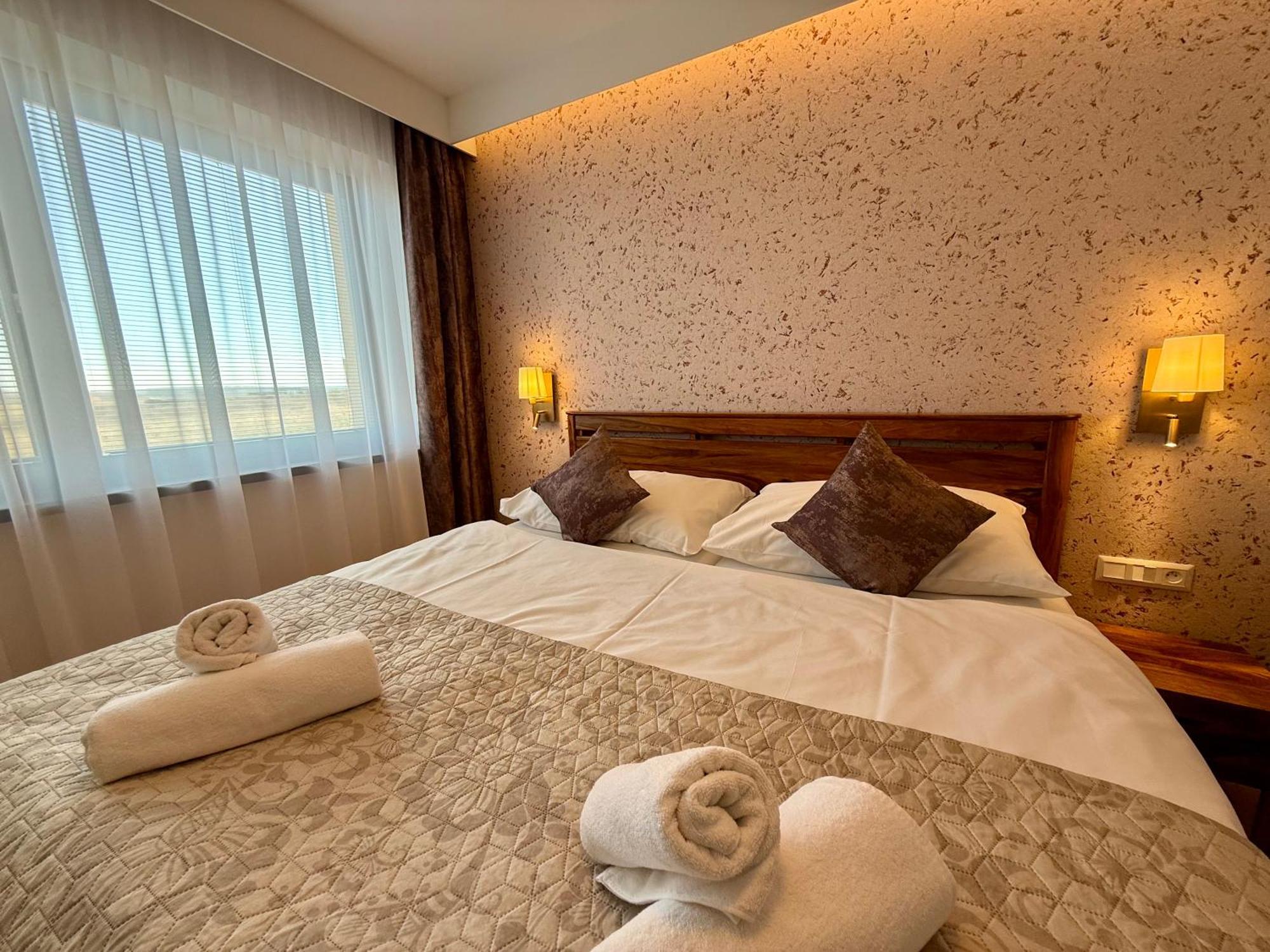Vysoke Tatry - Isc Resort House For 13 People With 6 Extra Bed Poprad Exteriör bild
