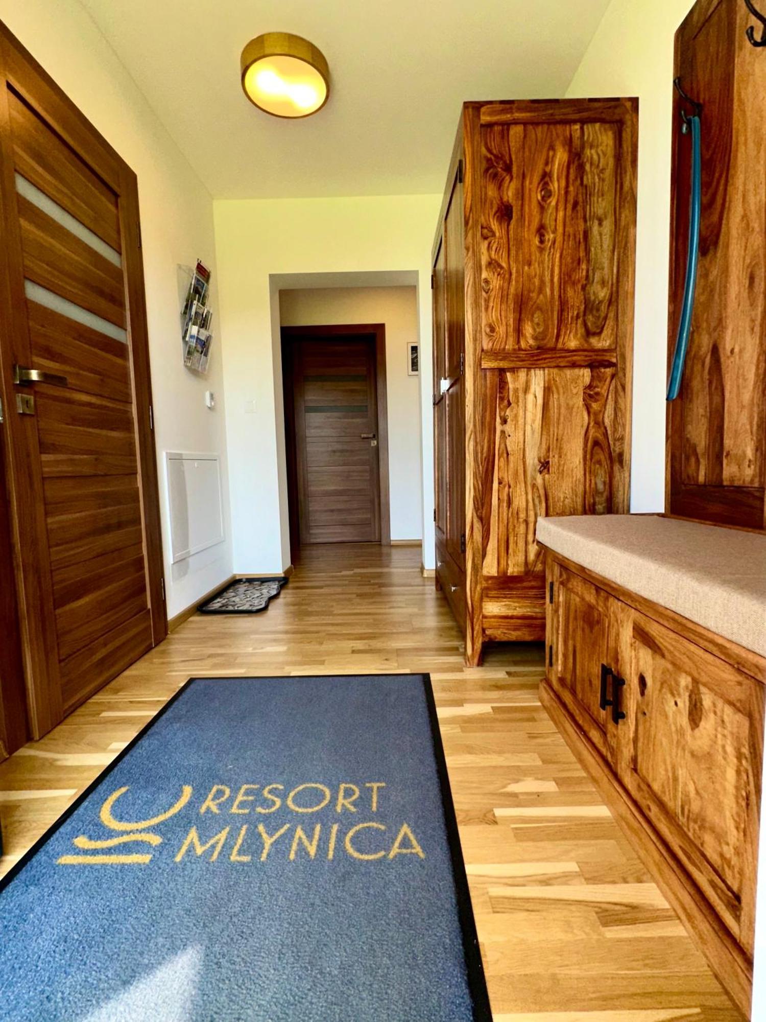 Vysoke Tatry - Isc Resort House For 13 People With 6 Extra Bed Poprad Exteriör bild